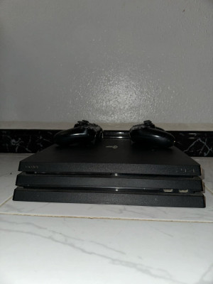 consoles-ps4-pro-baba-hassen-alger-algerie