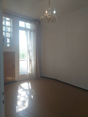 appartement-location-f2-alger-hydra-algerie