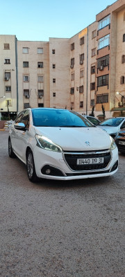 citadine-peugeot-208-2019-allure-facelift-oran-algerie