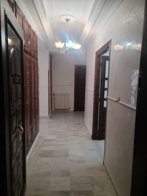 appartement-location-f5-alger-ben-aknoun-algerie