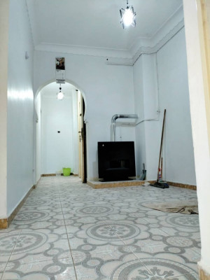 appartement-vente-f3-biskra-algerie