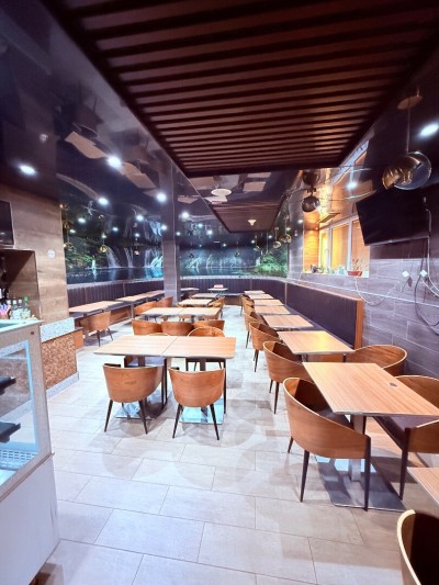 Rent Commercial Alger Hydra