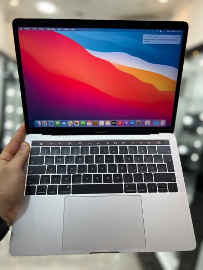 pc-portable-macbook-pro-2019-13-touch-bar-i5-8gb-ram-256gb-cycle-145-oran-algerie