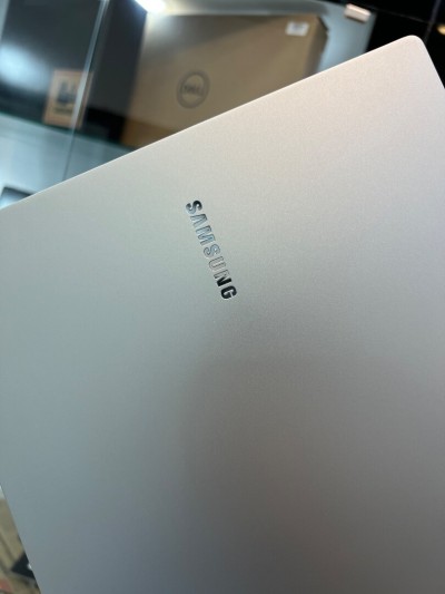 Samsung Galaxy Book FHD - i5 1245U - 8Go - 256Go - Intel Iris Xe Graphics