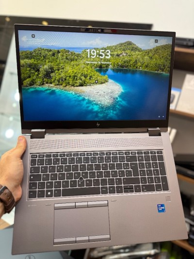 HP ZBOOK FURY G8 17" i7 11850H - 32Go - 512Go - RTX 3000 6Go