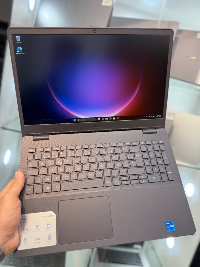 Dell Vostro 15 FHD - i5 1145G7 - 8Go Ram - 512Go SSD - Intel Iris Xe Graphics