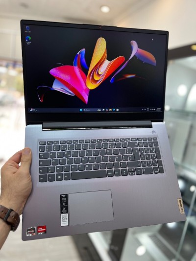 Lenovo IdeaPad 17.3" Ryzen 5 5500U - 12Gb - 512Gb - AMD Radeon Graphics 