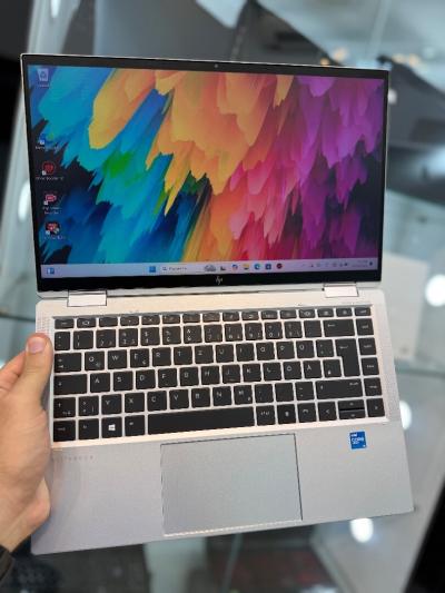 HP EliteBook 1040 G8 X360 i5 1135G7 - 16Go - 512Go - Intel Iris Xe Graphics