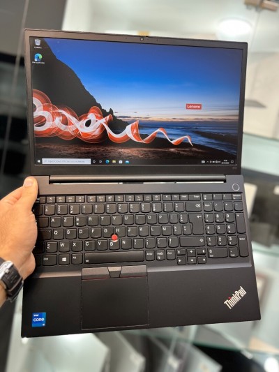 Lenovo ThinkPad E15 - i5 1135G7 - 8Go - 256Go - Intel Iris Xe Graphics 