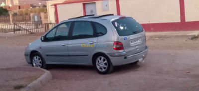 break-familiale-renault-scenic-2002-skikda-algerie