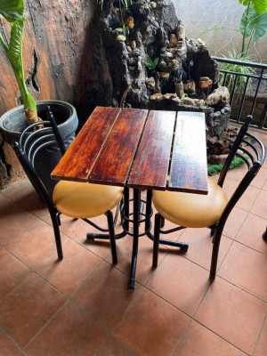 meubles-dexterieur-10-tables-et-24-chaises-bejaia-algerie