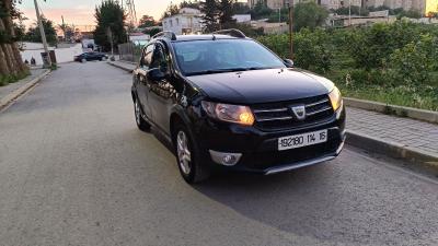 سيارة-صغيرة-dacia-sandero-2014-stepway-سطاوالي-الجزائر