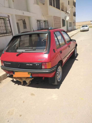 سيارة-صغيرة-peugeot-205-1989-junior-المشرية-النعامة-الجزائر