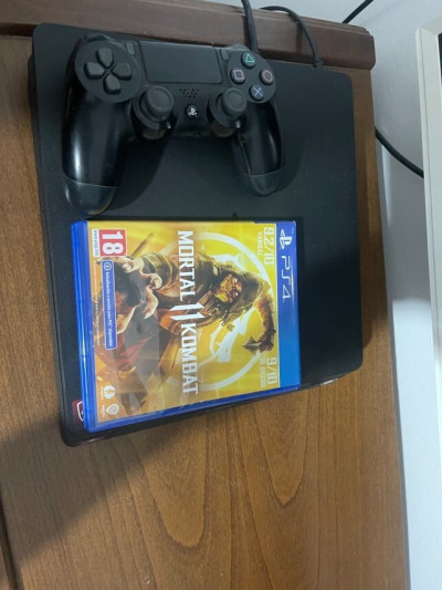 consoles-ps4-1tb-cd-bordj-el-bahri-alger-algerie