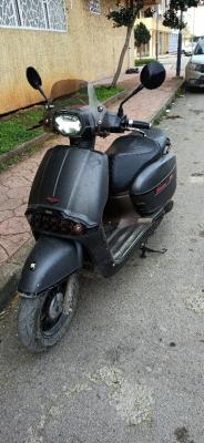 motos-scooters-vms-victoria-200cc-2022-bordj-el-kiffan-alger-algerie