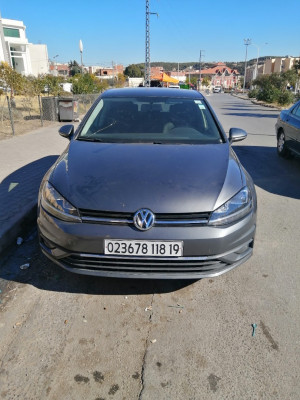 moyenne-berline-volkswagen-golf-7-2018-start-setif-algerie