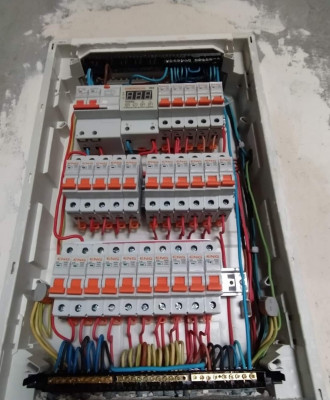 reseau-connexion-installation-informatique-telephonique-et-electricite-ain-benian-alger-algerie