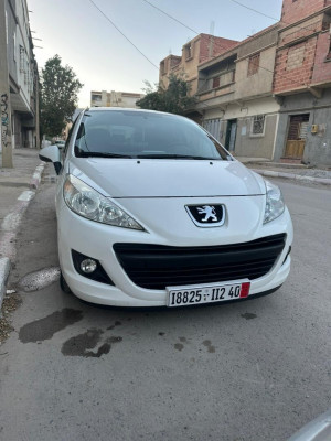 voitures-peugeot-207-2012-khenchela-algerie