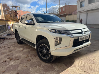 voitures-mitsubishi-l-200-2023-sportero-baba-hassen-alger-algerie