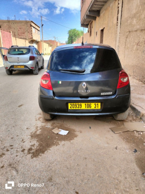 voitures-renault-clio-3-2006-ain-oussara-djelfa-algerie