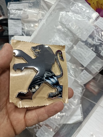 Logo arrière d'origine Peugeot 207