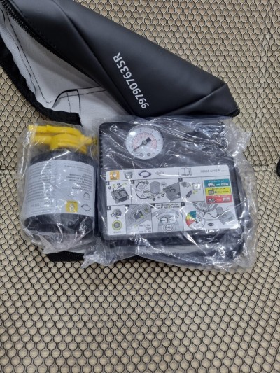 Kit gonflage et réparation pneumatique d'origine Renault 