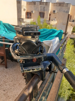 bateaux-pneumatique-moteur-yamaha-5-chevaux-ain-benian-alger-algerie