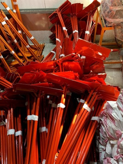 Râteau de béton  راطو تاع البيطون