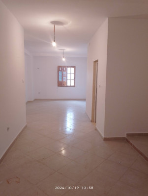 appartement-vente-f3-boumerdes-hammedi-algerie