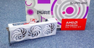 SAPPHIRE PURE AMD RADEON RX 7700 XT GAMING OC 12G 