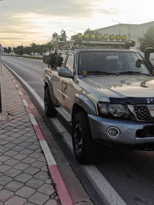 voitures-nissan-patrol-2008-super-safari-4800-algerie