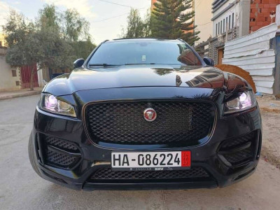 voitures-jaguar-f-pace-2017-oran-algerie