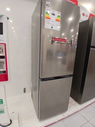 Réfrigérateur LG  Combiné  344L  No Frost  Door CoolingGC-B459FM8W 