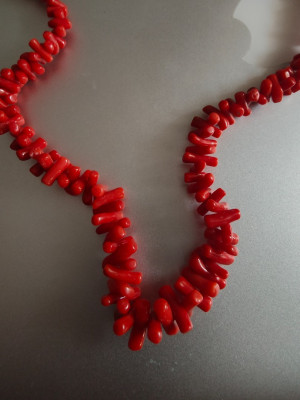 necklaces-pendants-corail-rouge-collier-gourmette-reghaia-algiers-algeria