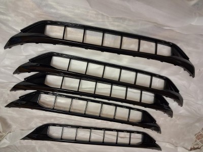 Grille centrale volkswagen Tiguan 2024.2025