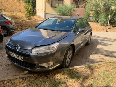 voitures-citroen-c5-2010-algerie