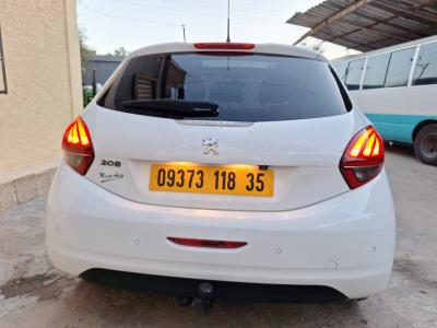 voitures-peugeot-208-2018-allure-facelift-boumerdes-algerie