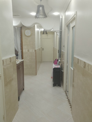 appartement-vente-f4-sidi-bel-abbes-algerie