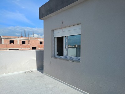 بيع شقة ستوديو الجزائر برج الكيفان