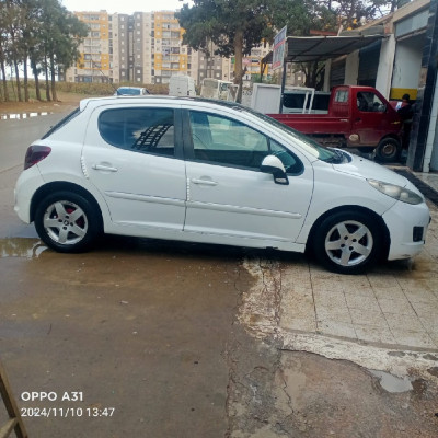 voitures-peugeot-207-2012-hdi-souidania-alger-algerie