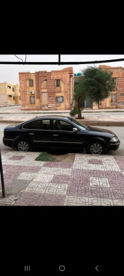 voitures-volkswagen-passat-b55-2002-laghouat-algerie