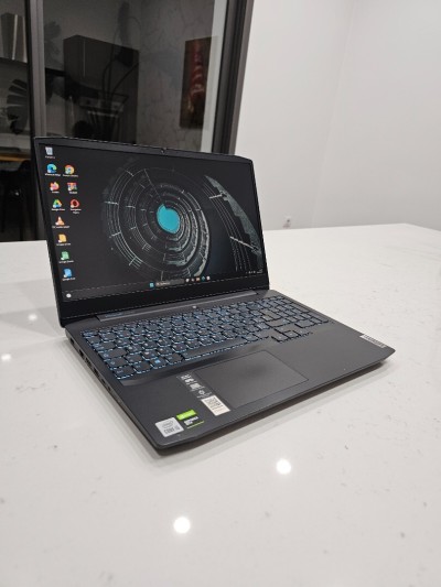 Lenovo IdeaPad Gaming i5 10th gen 15.6"pouces 