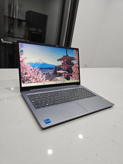 Lenovo IdeaPad Slim i5 12th 15.6"pouces 
