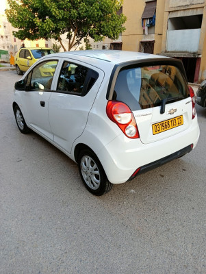 moyenne-berline-chevrolet-new-spark-2013-algerie