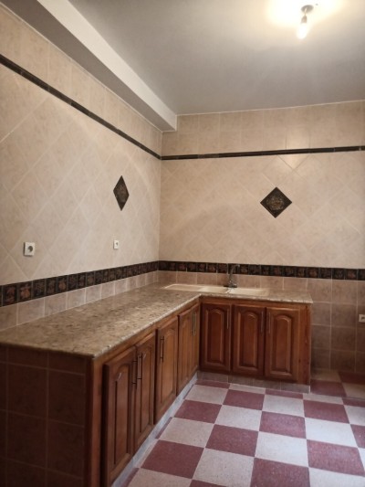 كراء شقة طابق فيلا 3 غرف تيبازة دواودة