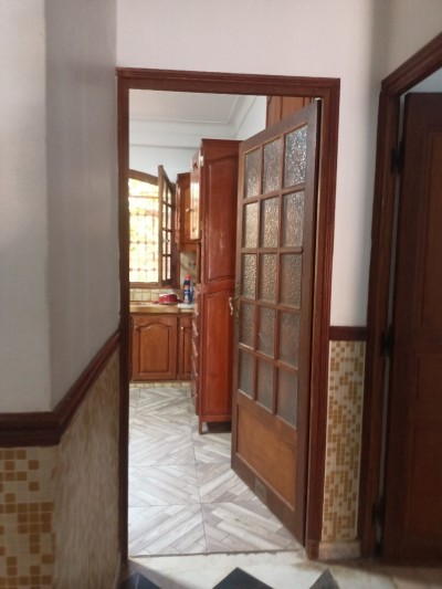 بيع شقة 3 غرف تيبازة خميستي