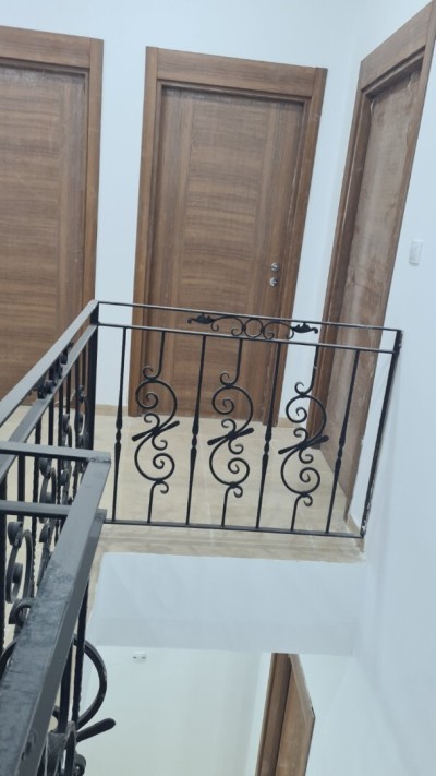 بيع شقة 6 غرف تيبازة تيبازة