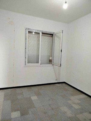 appartement-location-f3-alger-dar-el-beida-algerie