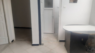 appartement-location-f3-alger-el-mouradia-algerie