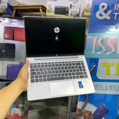 UltraBook HP probook 440 G9 Intel Core i5-1235U de 12e génération- 14.1"  1920*1080